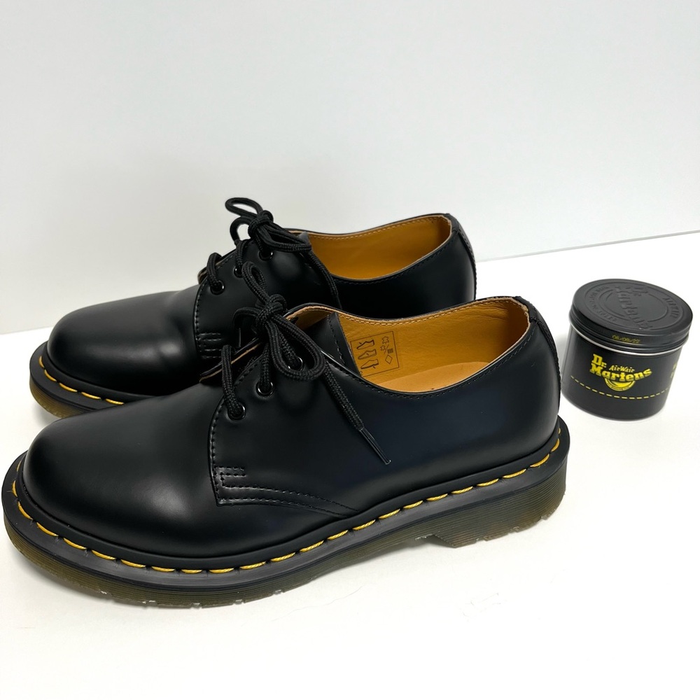 Dr. Martens 1461 Smooth Leather Oxford Shoes and Wonder Balsam